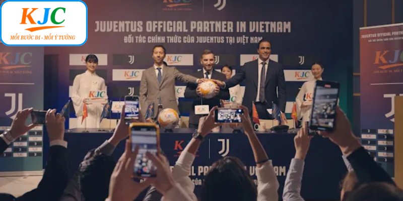 Bối cảnh cuộc hợp tác đại sứ KJC CLB Juventus